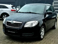 Schwarz Gebraucht 2009 Skoda Fabia Kleinwagen | 1.500 € (Guter Preis)