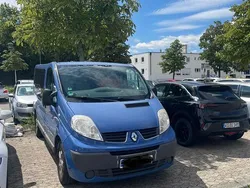 Blau Gebraucht 2012 Renault Trafic Van | 7.000 € (Teuer)