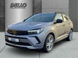 Kontrast grau/quarz silber Gebraucht 2022 Opel Grandland X Ultimate SUV | 26.775 € (Fairer Preis)