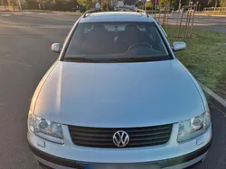 Silber Gebraucht 1999 VW Passat Kombi | 1.900 € (Fairer Preis)