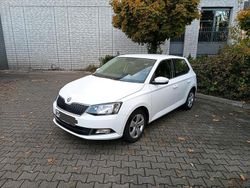 Weiß Gebraucht 2018 Skoda Fabia Kleinwagen | 11.500 € (Fairer Preis)