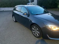 Grau Gebraucht 2016 Opel Insignia Kombi | 5.000 € (Fairer Preis)