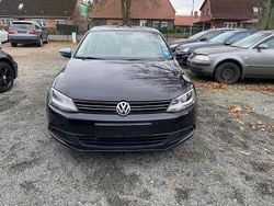 Schwarz Gebraucht 2011 VW Jetta Comfortline Limousine | 2.650 € (Superpreis)