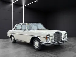 Weiß Gebraucht 1970 Mercedes 280 Limousine | 26.999 €