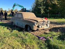 Blau Gebraucht 1958 Borgward Isabella Limousine | 920 €