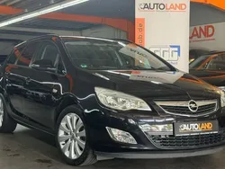 Schwarz Gebraucht 2011 Opel Astra Design Edition Kombi | 4.300 € (Fairer Preis)