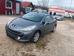 Grau Gebraucht 2009 Peugeot 207 CC Cabrio | 1.350 € (Superpreis)