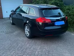 Schwarz Gebraucht 2010 Opel Insignia Kombi | 6.500 € (Teuer)