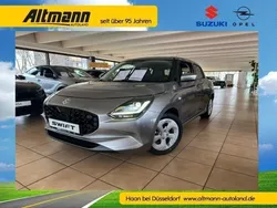 Silber Gebraucht 2022 Suzuki Swift Comfort Kleinwagen | 22.190 € (Teuer)