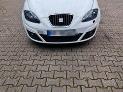 Weiß Gebraucht 2015 Seat Altea XL Van / Kleinbus | 6.500 € (Etwas zu teuer)