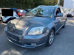 Grau Gebraucht 2003 Toyota Avensis Limousine | 999 € (Superpreis)