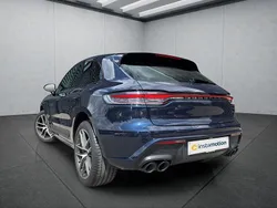 Blau Gebraucht 2022 Porsche Macan SUV | 72.549 € (Teuer)