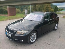 Schwarz Gebraucht 2011 BMW 320 Kombi | 7.100 € (Teuer)