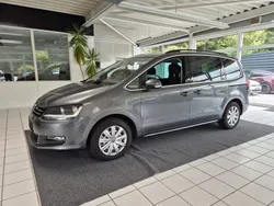 Grau Gebraucht 2015 VW Sharan Comfortline Van / Kleinbus | 19.390 € (Fairer Preis)
