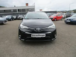 Schwarz Gebraucht 2016 Toyota Avensis Edition-S Kombi | 7.490 € (Guter Preis)