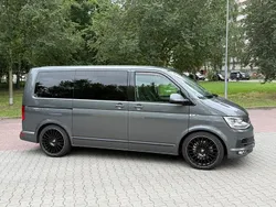 Grau Gebraucht 2016 VW T6 Highline Van | 26.550 € (Superpreis)