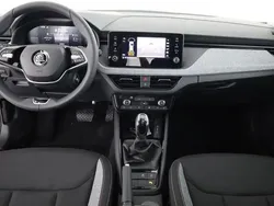 Weiß Neu 2025 Skoda Kamiq SUV | 25.680 € (Fairer Preis)