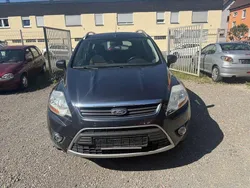 Grau Gebraucht 2009 Ford Kuga Titanium SUV | 5.990 € (Guter Preis)