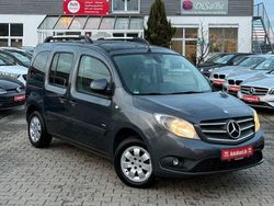 Grau Gebraucht 2017 Mercedes Citan 111 Kombi | 15.990 € (Fairer Preis)