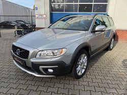 Silber Gebraucht 2016 Volvo XC70 Inscription Limousine | 13.950 € (Fairer Preis)