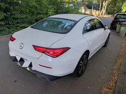 Weiß Gebraucht 2021 Mercedes CLA200 Coupé | 19.399 €