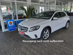 Weiß Gebraucht 2019 Mercedes GLA200 Urban SUV | 18.750 € (Guter Preis)