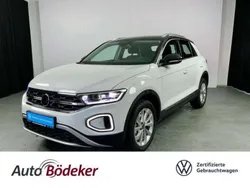 Pure white Gebraucht 2024 VW T-Roc Style SUV | 33.490 € (Fairer Preis)