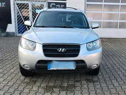 Grau Gebraucht 2007 Hyundai Santa Fe SUV | 6.750 € (Etwas zu teuer)