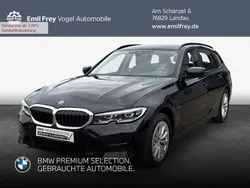 Schwarz Gebraucht 2021 BMW 320e Sport Line Kombi | 27.290 € (Superpreis)