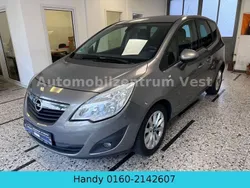 Braun Gebraucht 2012 Opel Meriva Active Van / Kleinbus | 4.980 € (Fairer Preis)
