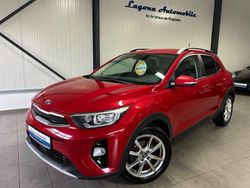 Rot Gebraucht 2017 Kia Stonic Spirit SUV | 11.899 € (Fairer Preis)