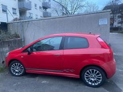 Rot Gebraucht 2009 Fiat Punto Kleinwagen | 1.200 €