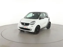 Weiß Gebraucht 2018 Smart ForTwo Coupé Basis Kleinwagen | 14.510 € (Etwas zu teuer)