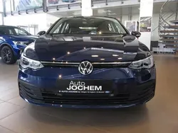 Atlantik blue (blau) Gebraucht 2020 VW Golf VIII Life Limousine | 20.490 € (Teuer)