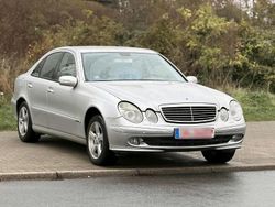 Gebraucht 2003 Mercedes E220 Limousine | 1.500 €
