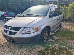 Silber Gebraucht 2007 Dodge Grand Caravan Van / Kleinbus | 1.240 €