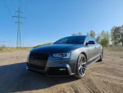 Grau Gebraucht 2015 Audi A5 Sportback Competition Limousine | 17.500 € (Fairer Preis)