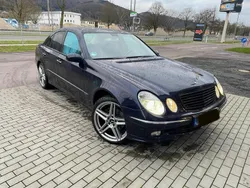 Blau Gebraucht 2003 Mercedes E320 Avantgarde Limousine | 5.795 € (Fairer Preis)