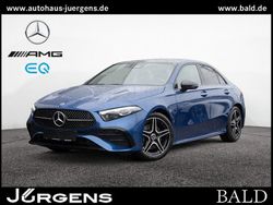 Blau spektralblau Gebraucht 2024 Mercedes A220 AMG Limousine | 41.490 € (Teuer)