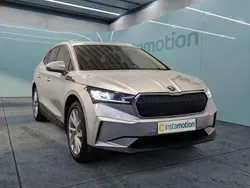 Silber Gebraucht 2023 Skoda Enyaq iV Loft SUV | 34.749 € (Etwas zu teuer)