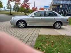 Silber Gebraucht 2005 Kia Magentis EX Limousine | 8.825 €