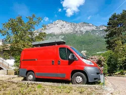 Rot Gebraucht 2013 Peugeot Boxer Van | 15.000 €
