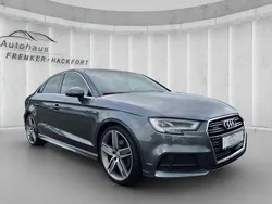 Grau Gebraucht 2016 Audi A3 S-Line Limousine | 20.499 € (Etwas zu teuer)