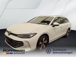Pure white Gebraucht 2025 VW Passat Kombi | 34.490 € (Fairer Preis)