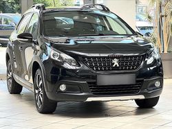 Schwarz metallic Gebraucht 2019 Peugeot 2008 SUV | 15.340 € (Teuer)