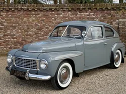 Grau Gebraucht 1956 Volvo PV444 Limousine | 26.950 €