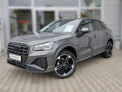Grau Neu 2025 Audi Q2 Competition SUV | 38.960 € (Etwas zu teuer)