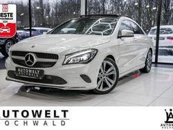 Weiß Gebraucht 2017 Mercedes CLA180 Urban Limousine | 17.720 € (Fairer Preis)