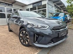 Grau Gebraucht 2021 Kia Ceed Sportswagon Vision Kombi | 17.950 € (Superpreis)