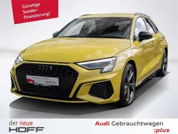 Pythongelb metallic Gebraucht 2024 Audi A3 S-Line Limousine | 34.975 €